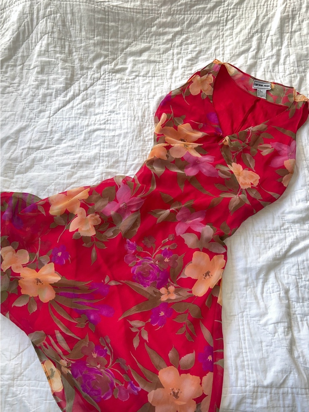 Vintage Red Floral Sleeveless Sheath Dress